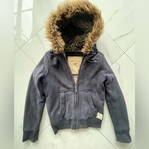 Hollister Men’s Huntington beach faux Fur Hooded Zip-Up Jacket - Navy size XS